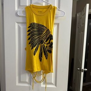 The Drive yellow Indian tank